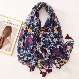 Patterned Tasseled Scarf